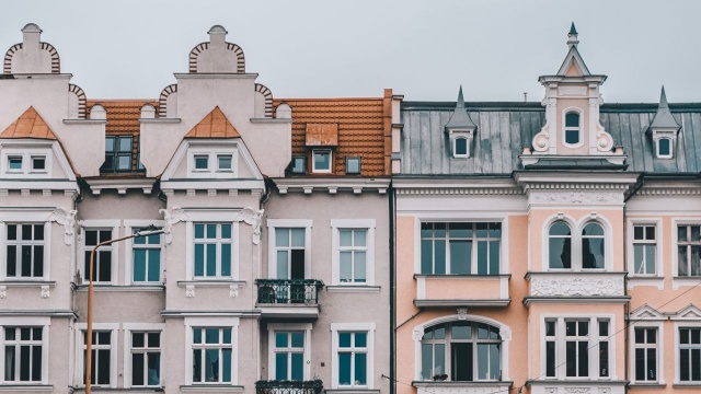 To spacer dla miłośników fotografii i architektury. Na wycieczkę połączoną z oglądaniem i fotografowaniem szczecińskich kamienic zaprasza fotografka Agata Jankowska.