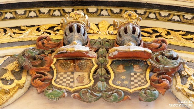 Supra Porta w stargardzkiej kolegiacie wymaga odnowienia. Chodzi o drewnianą dekorację nad bocznym wejściem do kościoła.