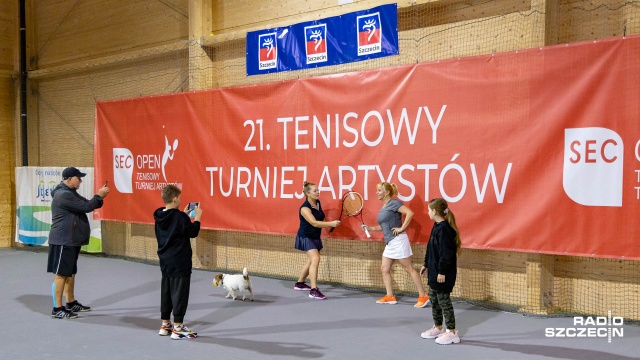 To już mała tradycja - we wrześniu na szczecińskie korty przyjeżdżają aktorzy, muzycy i satyrycy, aby zmierzyć się ze sobą w Tenisowym Turnieju Artystów.