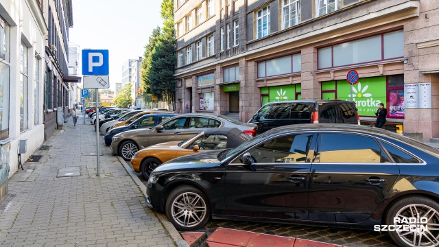 Szczecińscy działacze Konfederacji domagają się zdjęcia z obrad najbliższej sesji Rady Miasta jednej z uchwał dotyczących placu Orla Białego.