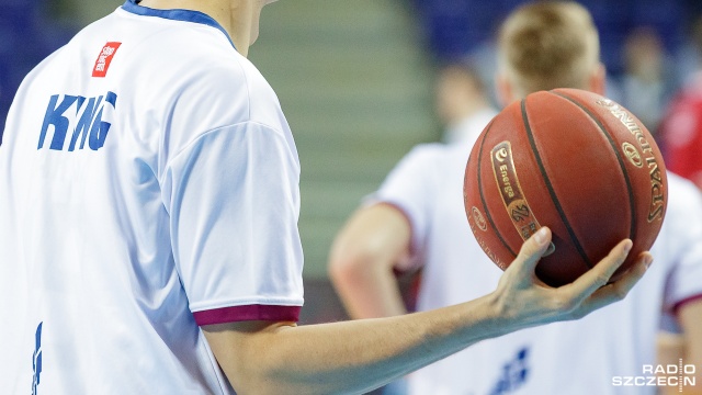 Szczecinianie przegrali na wyjeździe ze Stelmetem Zielona Góra 72:92 w czwartej kolejce Energa Basket Ligi.