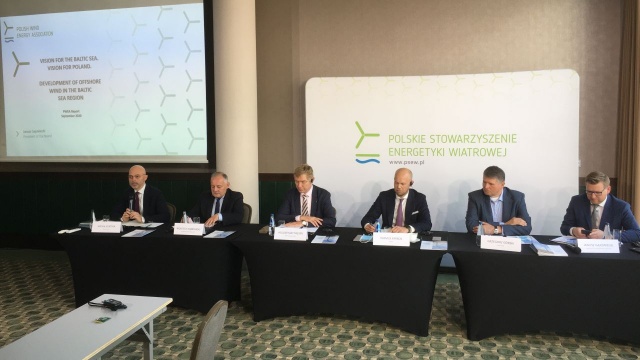 Deklarację Bałtycką na rzecz Morskiej Energetyki Wiatrowej podpisali w środę w Szczecinie przedstawiciele państw z Basenu Morza Bałtyckiego.