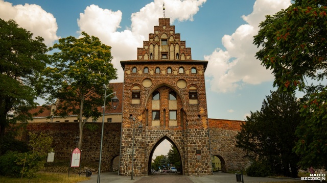 Urzędnicy zachęcają mieszkańców do przesyłania fotografii, na których znajdują się pejzaże miasta.