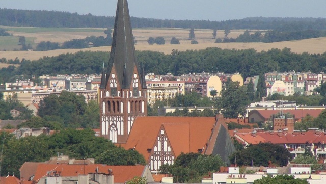 Elektroniczny mechanizm zegara wraz z jego uruchomieniem na wieży Kościoła Mariackiego w Szczecinku zwycięzcą budżetu obywatelskiego na rok 2021.