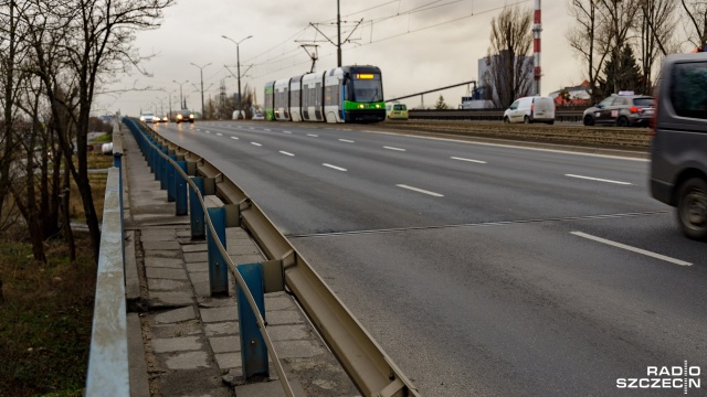Rusza przebudowa Estakady Pomorskiej w rejonie ulicy Gdańskiej w Szczecinie. Wykonawca przejął w poniedziałek plac budowy.