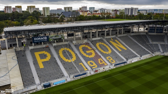 Procedury odbiorowe zdecydują, czy najbliższy domowy mecz Pogoni Szczecin z Legią Warszawa odbędzie się na nowych trybunach stadionu imienia Floriana Krygiera. Spotkanie zaplanowane jest na 24 października, na godzinę 20.00.