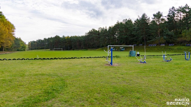 Mieszkańcy wsi Nawodna budują małe centrum rekreacyjno-sportowe. Zyskają także piłkarze lokalnej drużyny piłkarskiej Rurzyca Nawodna.
