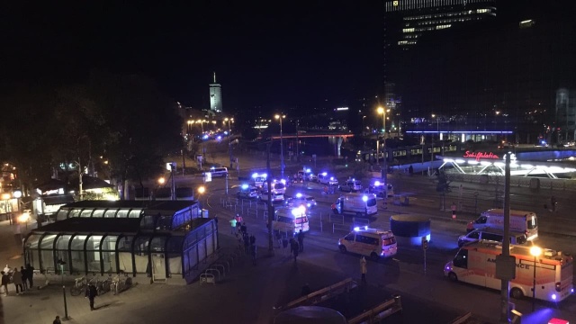 Wiedeń: kilka osób zostało rannych w strzelaninie - poinformowała austriacka policja.