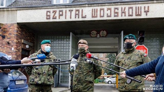 Ponad 300 żołnierzy w województwie zachodniopomorskim pomaga walczyć z epidemią koronawirusa. To żołnierze zawodowi i Wojsk Obrony Terytorialnej.