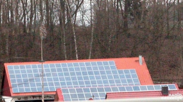 Dodatkowe 100 milionów złotych trafi do programu Mój Prąd, w ramach którego można się ubiegać o dotację na instalacje fotowoltaiczne.