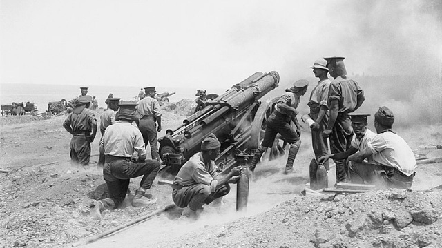 W Zjednoczonym Królestwie 11 listopada obchodzony jest Armistice Day.