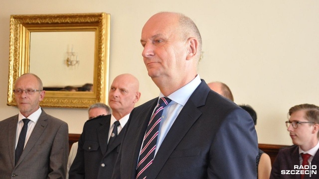 Trzydzieści lat temu Niemcy uznały granice na Odrze i Nysie. W związku 30. rocznicą podpisania polsko-niemieckiego traktatu granicznego, premier Brandenburgii powiedział, że obecna polsko-niemiecka granica już nie dzieli obydwu narodów, lecz jest symbolem pojednania.