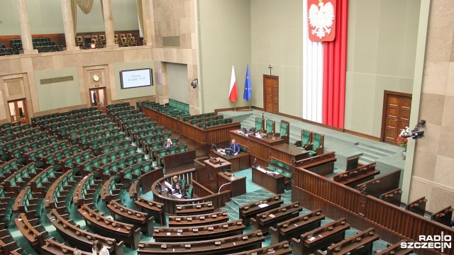 Sejm będzie kontynuował rozpoczęte 18 listopada posiedzenie.