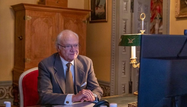 Król Szwecji Karol XVI Gustaw w wywiadzie telewizyjnym przyznał, że władze kraju nie poradziły sobie z pandemią koronawirusa.