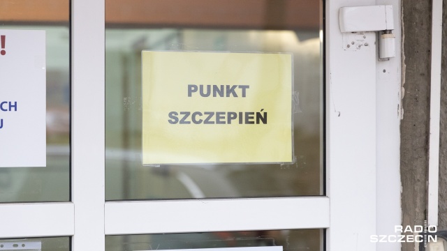 Do poniedziałku mogą zgłaszać się pracownicy medyczni, którzy chcą się zaszczepić na COVID-19. Zgłoszenia mogą przekazywać do swoich pracodawców.