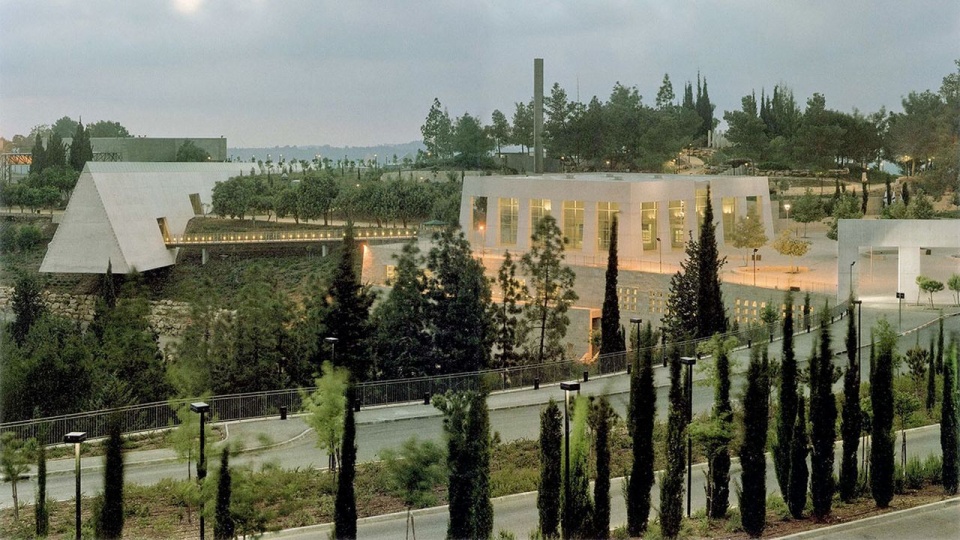 Yad Vashem w Jerozolimie. źródło: https://www.yadvashem.org/holocaust-forum-2020/about-yad-vashem.html