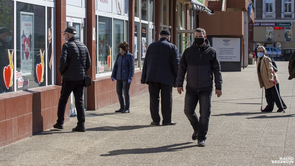 Złagodzone są też przepisy dotyczące handlu - w sklepach, które mają powyżej 100 metrów kwadratowych może przebywać 1 osoba na 15 metrów kwadratowych. Fot. Mateusz Papke [Radio Szczecin]