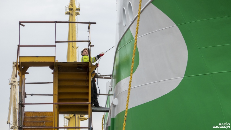 Wielozadaniowy statek zwodowano we wtorek w firmie Finomar w Szczecinie. Fot. Maciej Papke [Radio Szczecin]