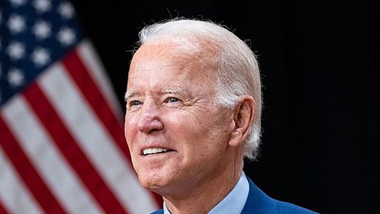 Joe Biden, właśc. Joseph Robinette Biden Jr. źródło: https://pl.wikipedia.org/wiki/Joe_Biden