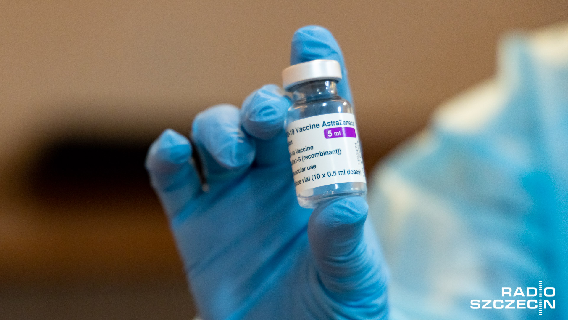 Na szczepienia mogą zapisywać się już osoby z roczników 1980-1981