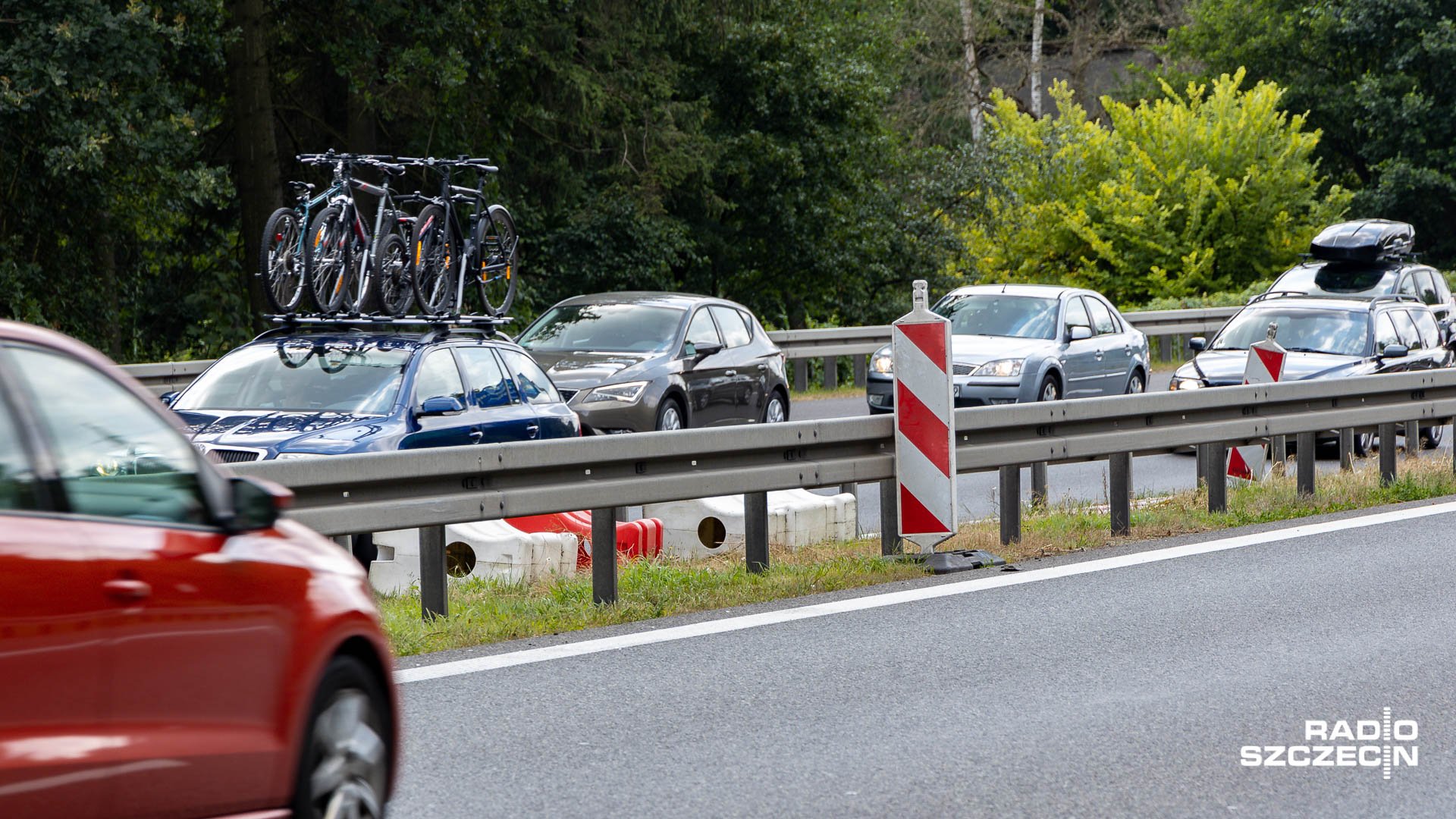 Główny Inspektorat Transportu Drogowego prowadzi w czasie majówki wzmożone kontrole na drogach. Koncentrują się gównie na ciężkim transporcie - ciężarówkach i autobusach.