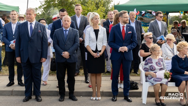 Fot. Robert Stachnik [Radio Szczecin] Patriotyczny mural w Węgorzynie odsłonięty [WIDEO, ZDJĘCIA]