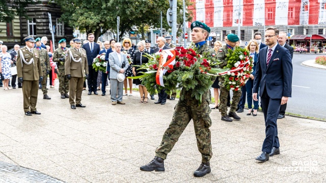 Fot. Robert Stachnik [Radio Szczecin] Szczecin uczcił 101. rocznicę Bitwy Warszawskiej [WIDEO, ZDJĘCIA]