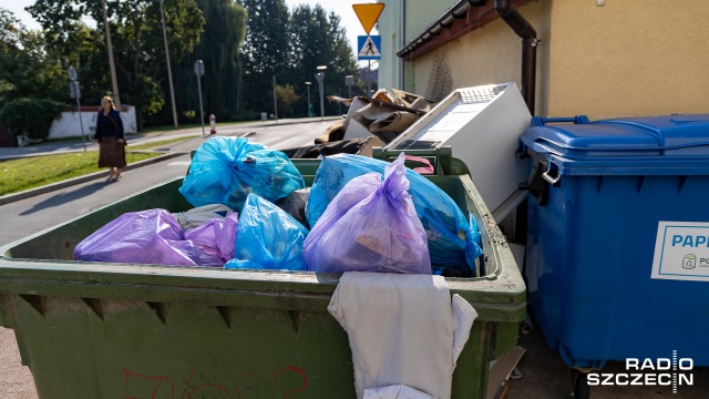 Fot. Robert Stachnik [Radio Szczecin] Mieszkańcy Goleniowa nie wiedzą co zrobić ze śmieciami [WIDEO, ZDJĘCIA]