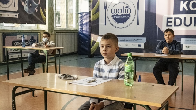 Fot. Wojciech Ochrymiuk [Radio Szczecin] "Wolin z Rybą na Talerzu" - tym razem test dla uczniów [WIDEO, ZDJĘCIA]