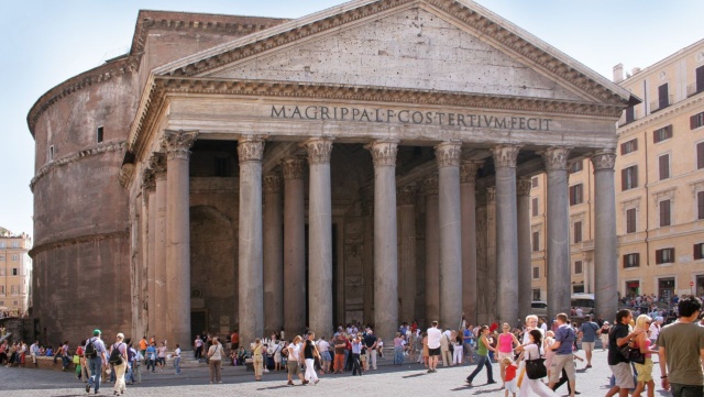 Panteon w Rzymie. Fot. Źródło - httpspl.wikipedia.orgwikiPanteon w Rzymie "Don Diri Don” ze Szczecina zaśpiewał w rzymskim Panteonie [ZDJĘCIA]
