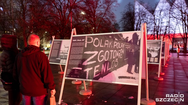 Fot. Robert Stachnik [Radio Szczecin] "1981 Stan W". Wystawa na placu Solidarności [ZDJĘCIA]