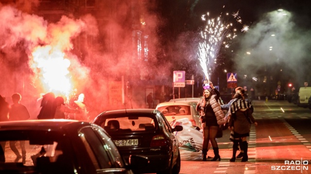 Ten Sylwester był - jak cały rok - naznaczony pandemią. W związku z obostrzeniami sanitarnymi utrudnione było również przemieszczanie się.