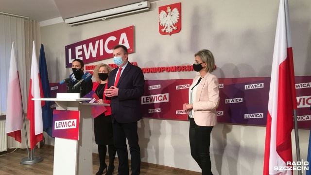 - Były premier, eurodeputowany Leszek Miller powinien przeprosić za to, że zaszczepił się poza kolejnością - mówi przewodniczący Sojuszu Lewicy Demokratycznej na Pomorzu Zachodnim poseł Dariusz Wieczorek.