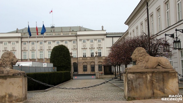 Rzecznik prezydenta Błażej Spychalski poinformował, że przyszłym tygodniu zaplanowano spotkanie prezydenta Andrzeja Dudy z premierem Mateuszem Morawieckim w sprawie prezydenckiego weta do nowelizacji ustawy o działach administracji rządowej.