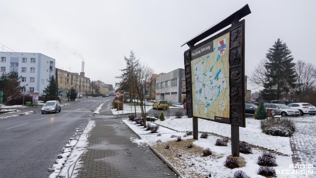 Dobrzany szykują się do przedterminowych wyborów na burmistrza. Jest troje kandydatów na ten urząd. To Monika Garstka, Jan Prościak i Paweł Filip.