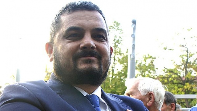 Szef Komitetu Wykonawczego PiS Krzysztof Sobolewski powiedział, że Zjednoczona Prawica będzie starała się wypracować kompromis w sprawie projektu zakładającego brak możliwości odmowy przyjęcia mandatu karnego.