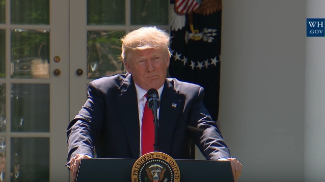 Należący do Google serwis YouTube zawiesił czasowo kanał prezydenta USA Donalda Trumpa. Z kanału usunięto również jeden z zamieszczonych tam filmów. Serwis oskarża prezydenta Trumpa o podżeganie do przemocy.
