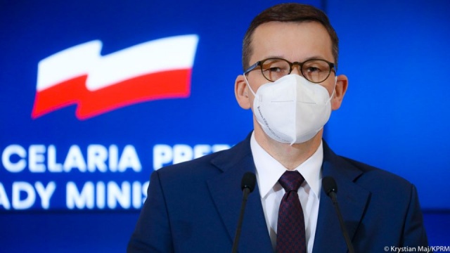 Podczas czwartkowego posiedzenia Rady Europejskiej będę domagał się stałych dostaw szczepionek na Covid-19 - zapowiada premier Mateusz Morawiecki. Szef rządu zapewnił, że jest w kontakcie z Komisją Europejską i liczy na utrzymanie wcześniej deklarowanej liczby szczepionek dla Polski.