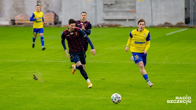 Piłkarze Pogoni Szczecin zremisowali z Arką Gdynia 2:2 w sparingowym meczu rozegranym na stadionie przy Twardowskiego.