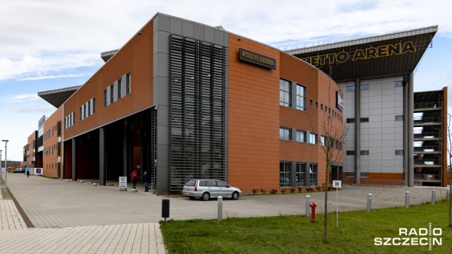 Ruszają szczepienia dla seniorów przeciwko COVID-19. W Zachodniopomorskiem będzie je realizować ponad 200 punktów, największy z nich znajduje się w Szczecinie. To Netto Arena przy ulicy Szafera.