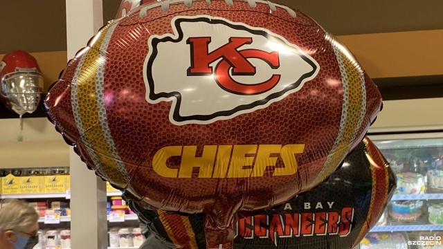 Na Florydzie, a dokładnie w Tampie, trwają ostatnie przygotowania do Super Bowl, czyli finału ligi NFL futbolu amerykańskiego. To największa sportowa jednorazowa impreza na świecie.