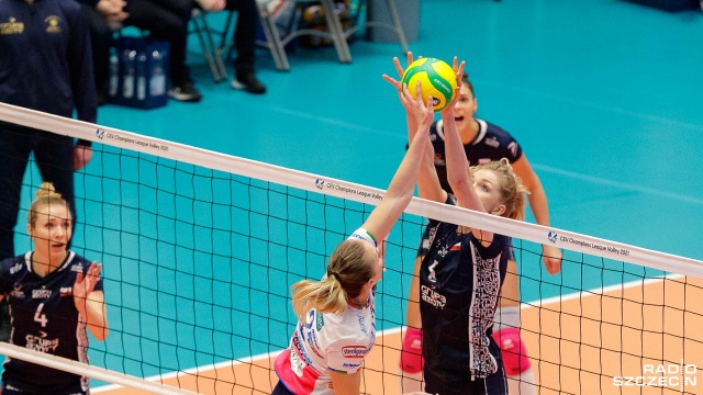 Siatkarki Chemika Police przegrały, we własnej hali, w ostatnim meczu turnieju grupy E Ligi Mistrzyń z włoską drużyną Igor Gorgonzola Novara 1:3 (19:25, 25:22, 18:25, 16:25).