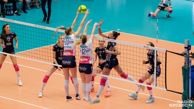 Siatkarki Grupa Azoty Chemik Police zmierzą się w czwartek wieczorem z Igor Gorgonzola Novara - w ostatnim meczu turnieju grupy E Ligi Mistrzyń - w Policach.