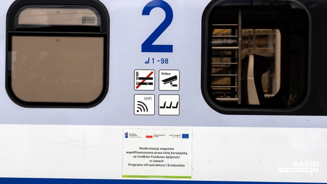 Jak informują PKP Polskie Linie Kolejowe, sieć kolejowa w całym kraju jest przejezdna.