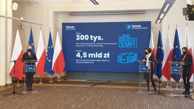 Jesteśmy gotowi na otwieranie kolejnych branż - mówi wiceminister rozwoju, pracy i technologii Olga Semeniuk.