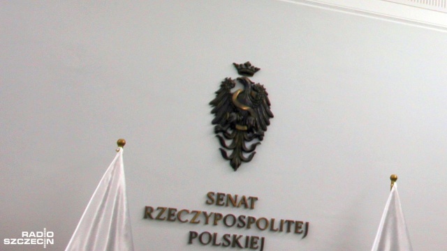 W piątek ostatni dzień posiedzenia Senatu. Izba zajmie się między innymi senackim projektem ustawy o wyrównywaniu strat majątkowych wynikających z ograniczenia wolności i praw człowieka i obywatela w czasie stanu epidemii w związku z zakażeniami wirusem SARS-CoV-2.