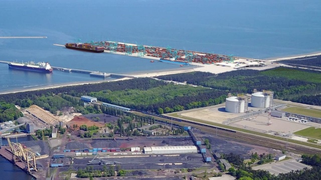 Terminal kontenerowy w Świnoujściu wypełni lukę