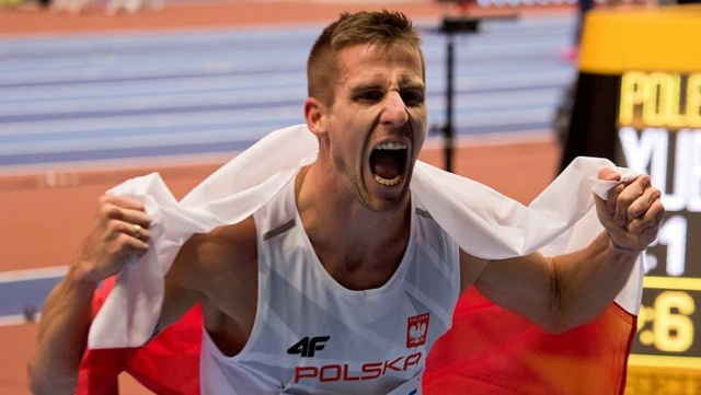 Polski Związek Lekkiej Atletyki ostatecznie poinformował, że po proteście Norwegów to Jakob Ingebrigtsen został halowym mistrzem Europy w biegu na 1500 metrów.