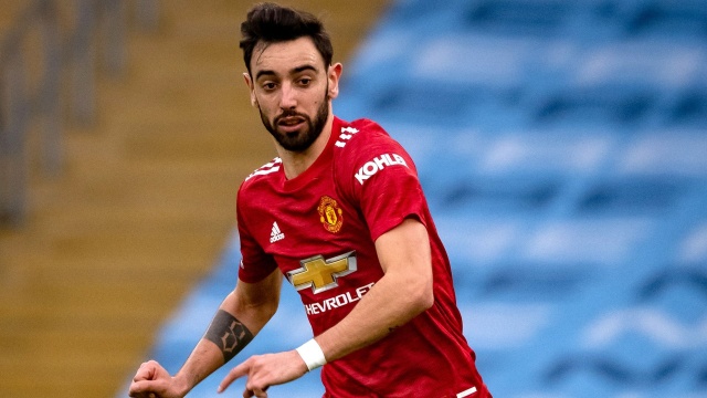 Derby Manchesteru dla United - w meczu 27. kolejki angielskiej ekstraklasy piłkarskiej Czerwone Diabły pokonały na wyjeździe City 2:0 (1:0).