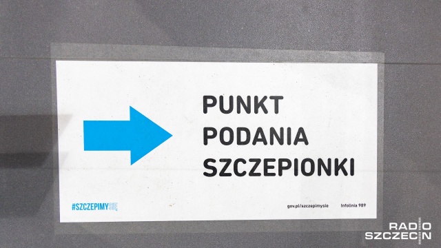 Wiceminister edukacji i nauki Marzena Machałek poinformowała w Sejmie, że do tej pory zaszczepiono 80 procent zgłoszonych nauczycieli oświatowych i akademickich. Połączone Komisje Edukacji, Nauki i Młodzieży oraz Zdrowia wysłuchały informacji na temat szczepień nauczycieli przeciw COVID-19.